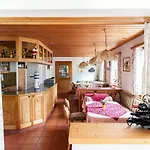 Hotel Cuntera