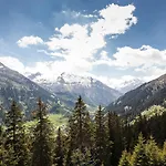 Cuntera Hotel Curaglia
