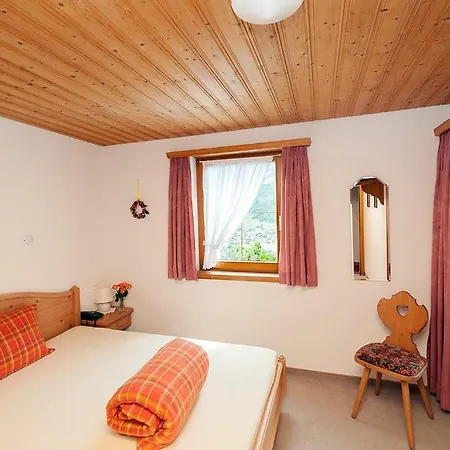 Hotel Cuntera