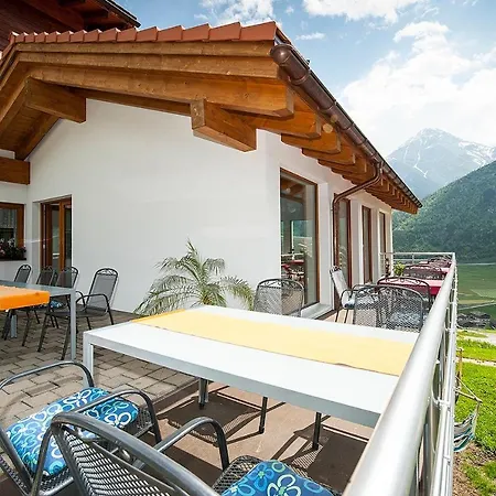Cuntera Hotel 3*