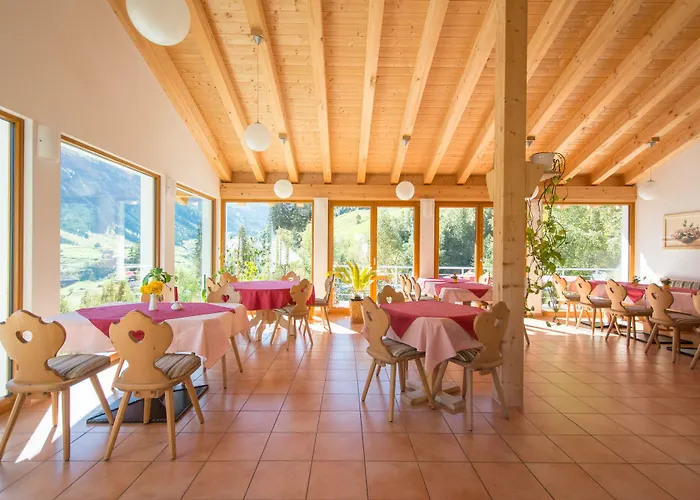 Otel Cuntera Curaglia